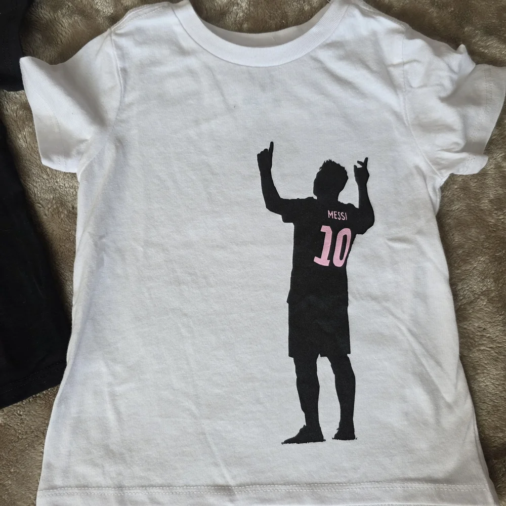 OLD NAVY,‎ 3T, Messi, GOAT, Athlete, Soccer, Toddler